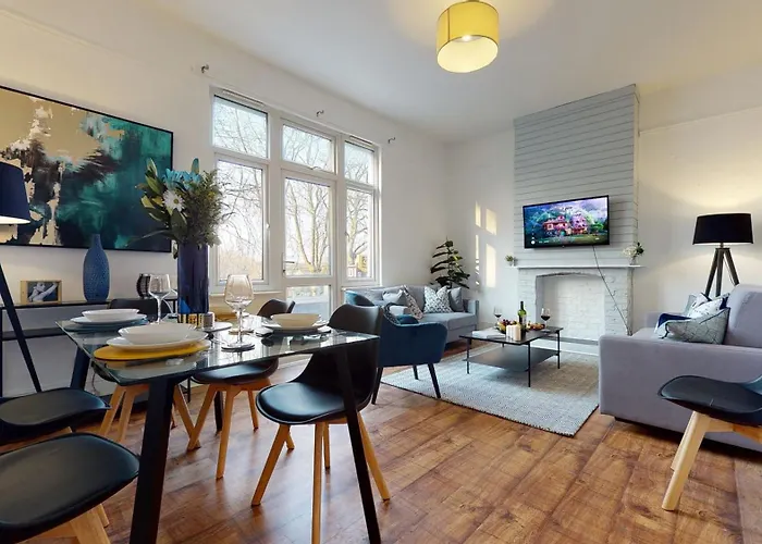 Large Dulwich 3 Bedroom Apartment Near Kings College Hospital